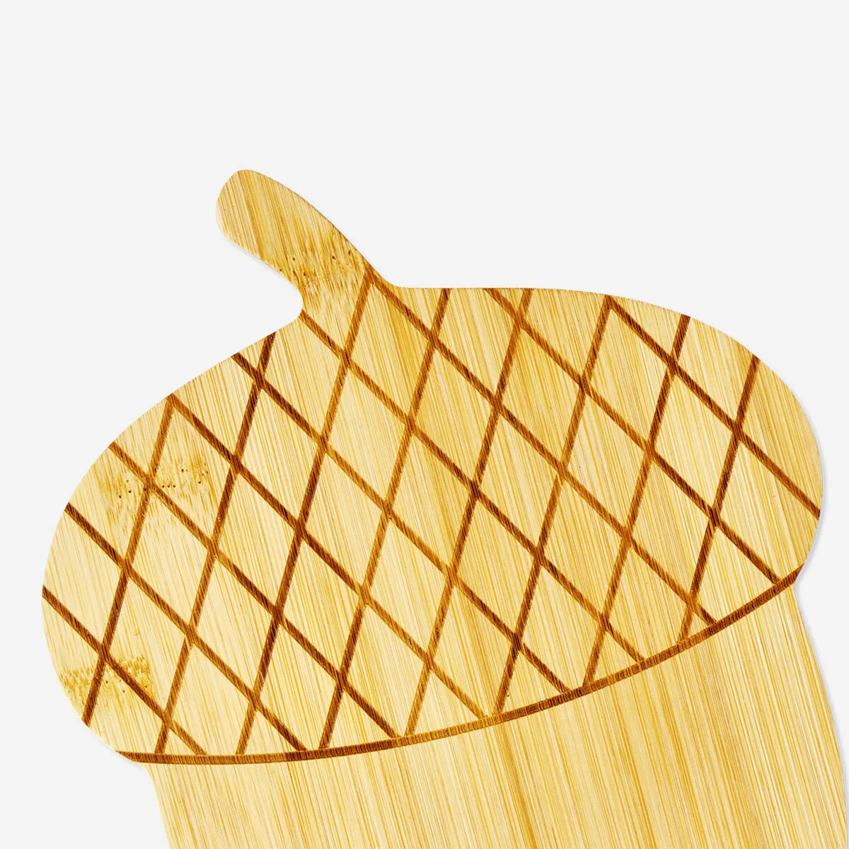Bamboo cutting board in acorn design - Image 3