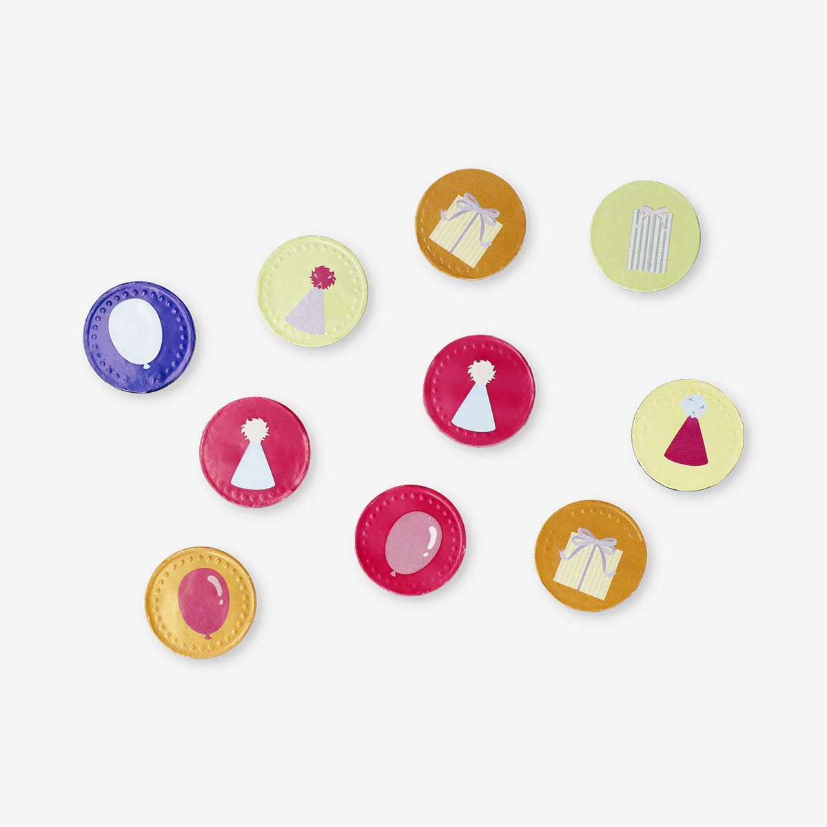 Birthday themed chocolate coins in net - Image 2