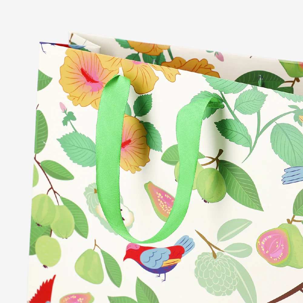 Gift bag with tropical print - 25x33 cm - Image 3