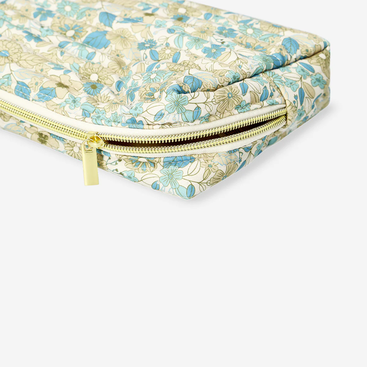 Quilted floral toiletry bag - Image 3