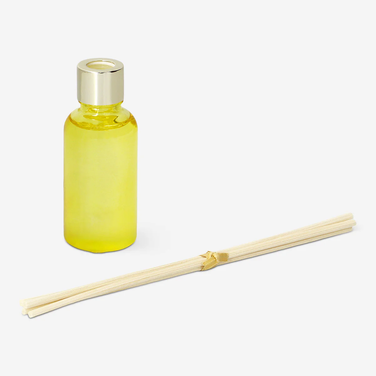 Reed diffuser with green tea and citrus fragrance - 30 ml - Image 2