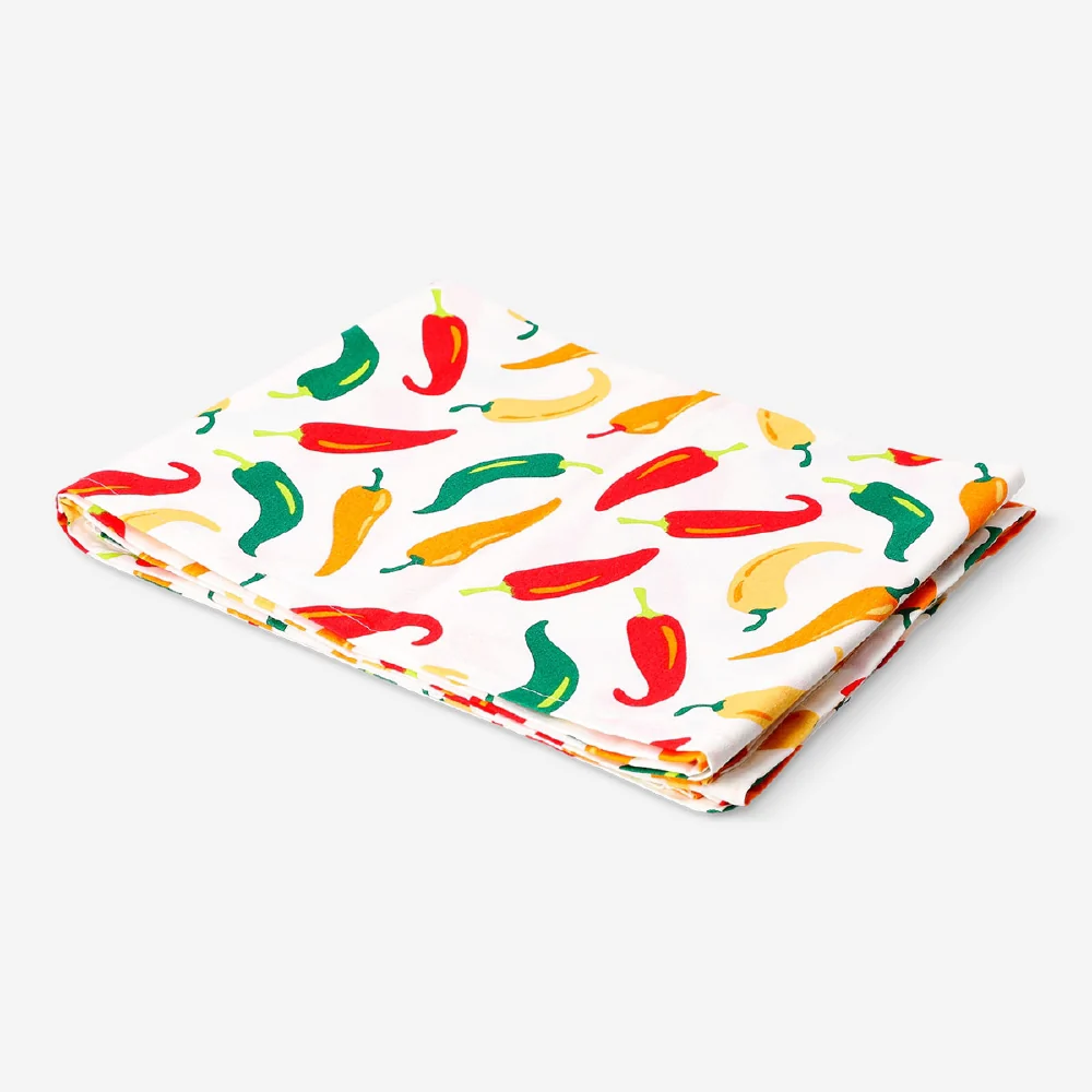 Tablecloth with chilli print - 140x220 cm - Image 2