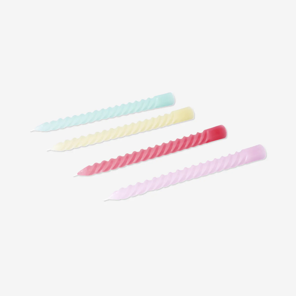 Twisted dinner candles in various colours - 4 pcs - Image 2