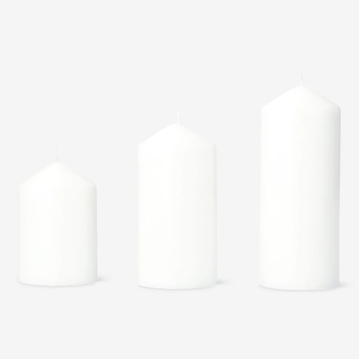 White Pillar Candles - 3 pcs - Image 2